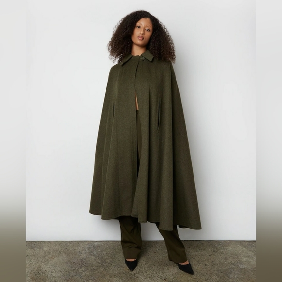 Vintage | Tailored Wool-blend Cape with High Collar - Picture 12 of 16